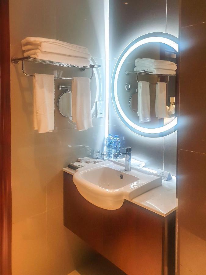 The Yacht Hotel Sea Front Lekki Phase 1 Лагос Экстерьер фото