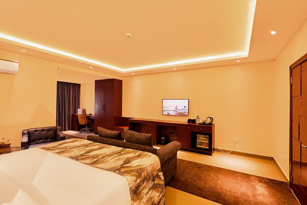 The Yacht Hotel Sea Front Lekki Phase 1 Лагос Экстерьер фото