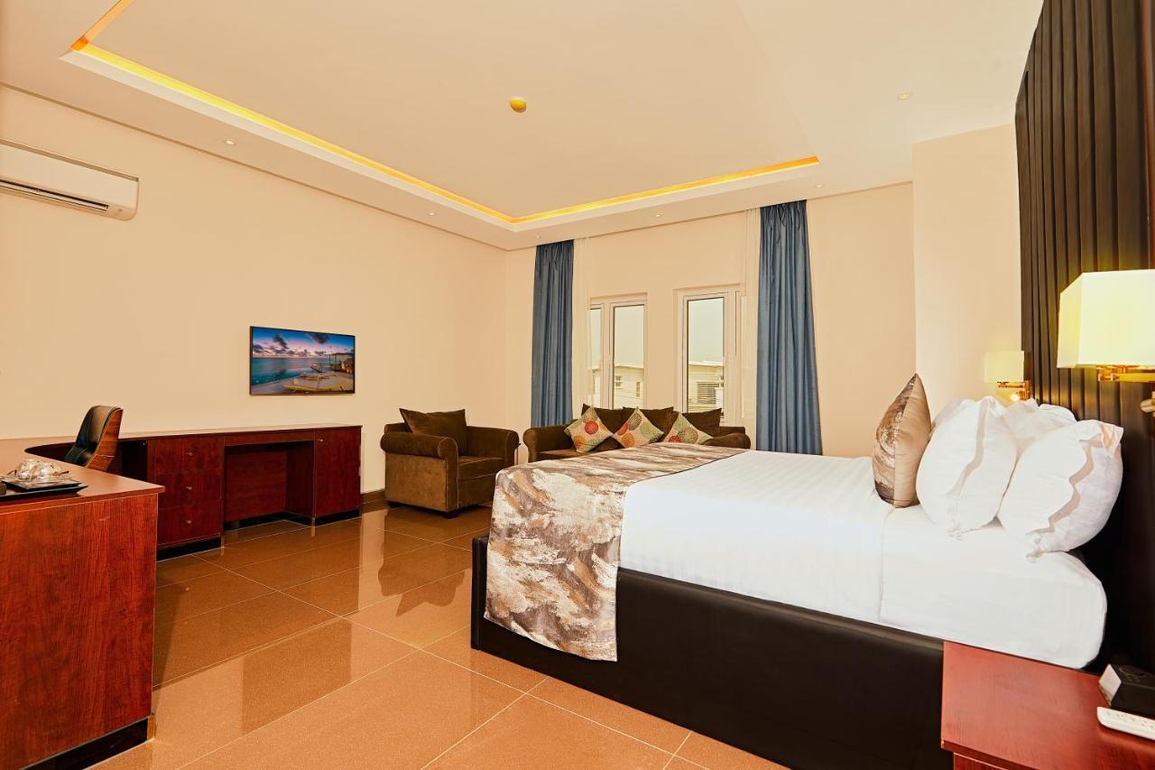 The Yacht Hotel Sea Front Lekki Phase 1 Лагос Экстерьер фото