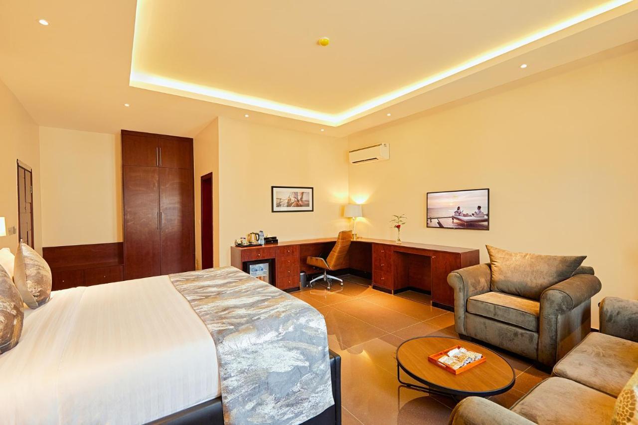 The Yacht Hotel Sea Front Lekki Phase 1 Лагос Экстерьер фото